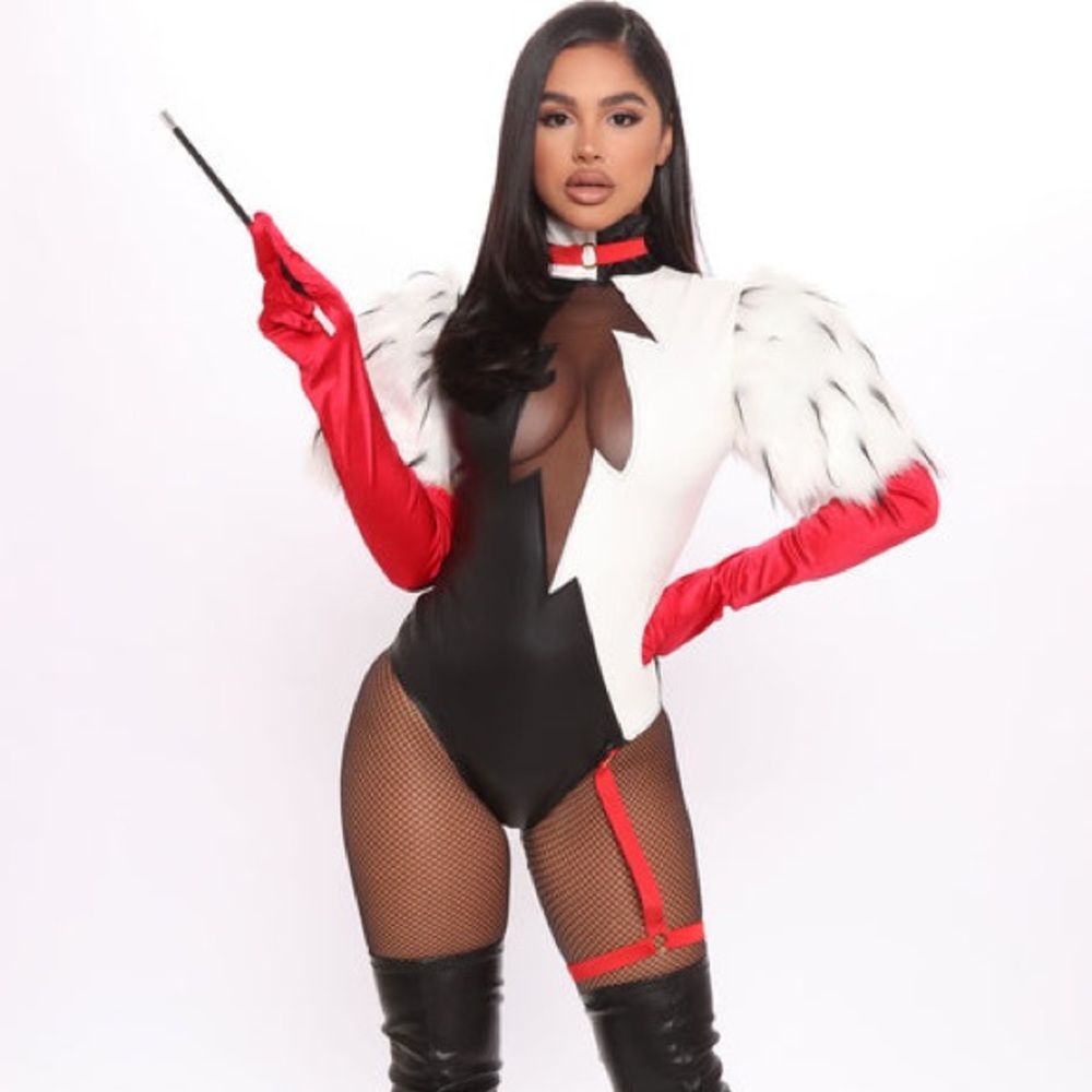 Cruella De Vil Costume